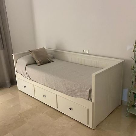 Central Estepona 3 Bed Apt With Pool And Parking Esterno foto