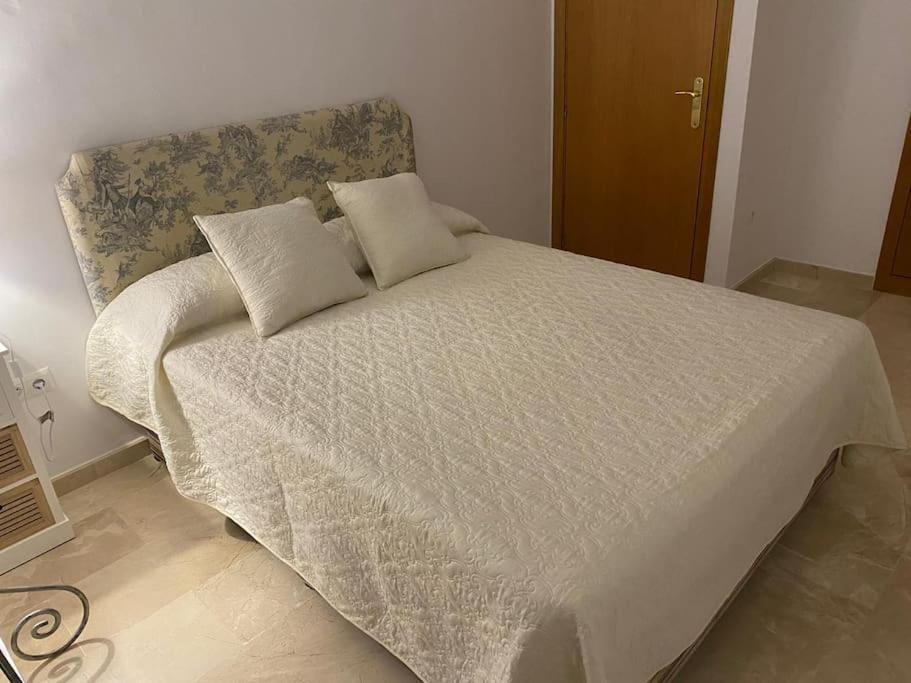 Central Estepona 3 Bed Apt With Pool And Parking Esterno foto