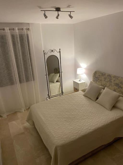 Central Estepona 3 Bed Apt With Pool And Parking Esterno foto