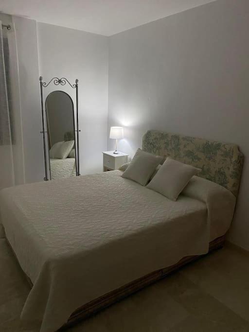 Central Estepona 3 Bed Apt With Pool And Parking Esterno foto